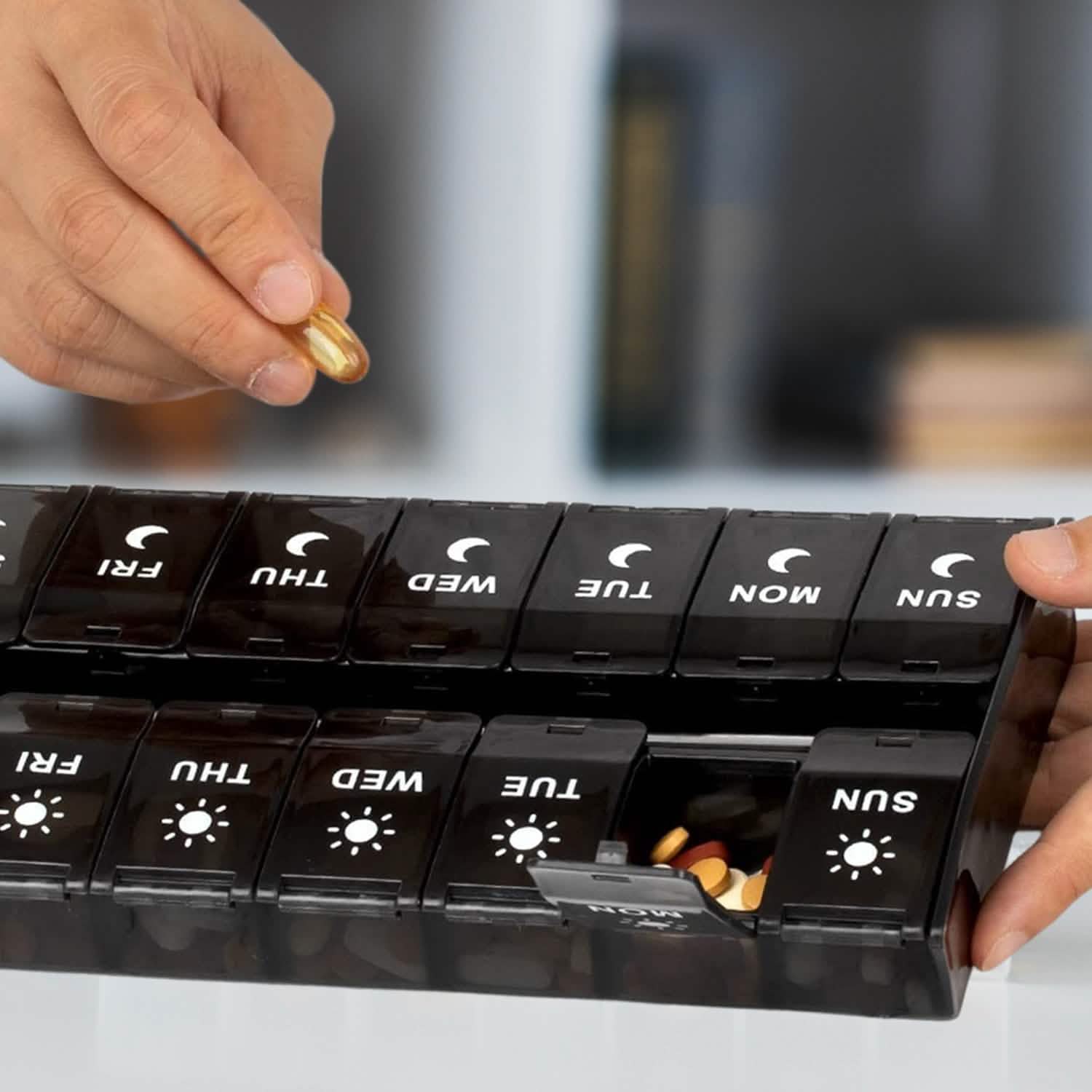 7-Day Push Button Pill Organizer