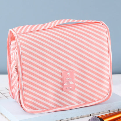 Wet and Dry Separation Hanging Toiletry Bag