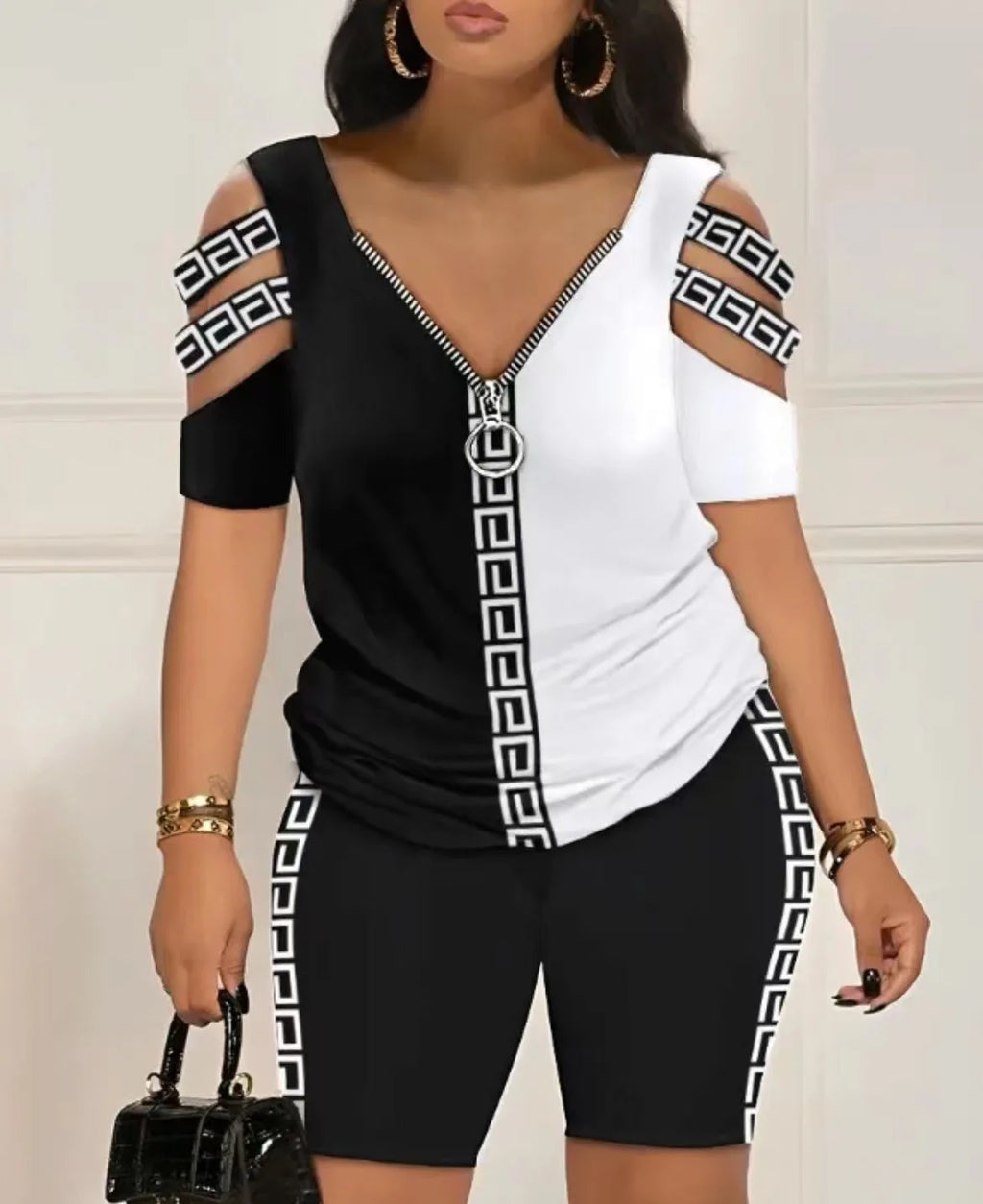 Women's Fashion Sexy Out T-Shirt and Shorts