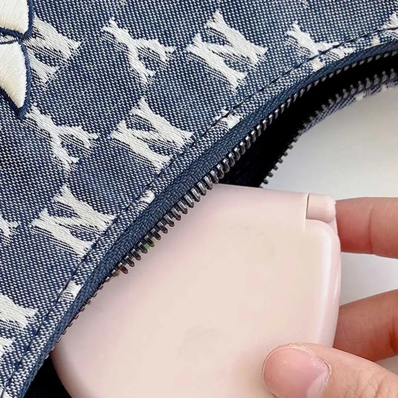 Sewing Kit w/Case