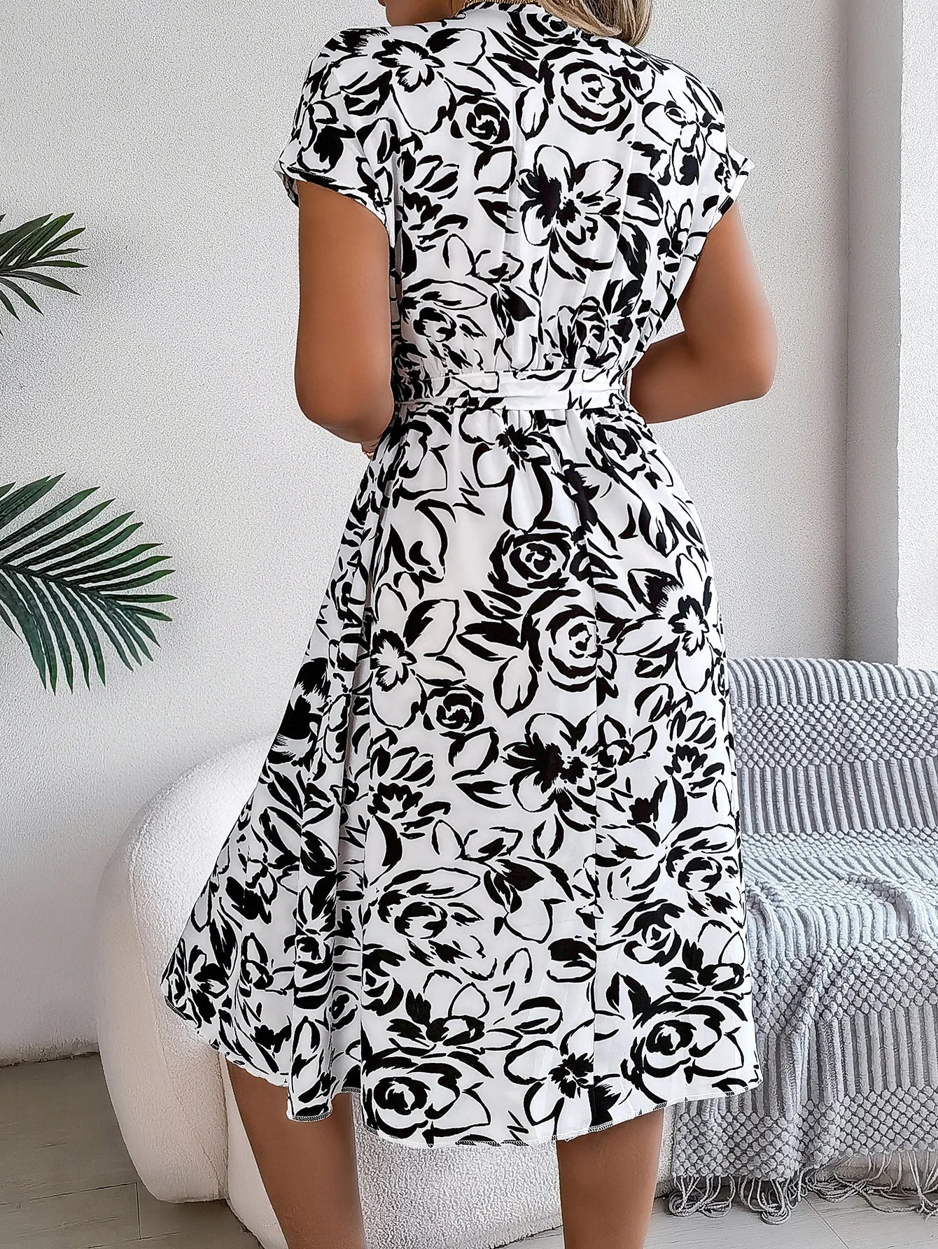 Women's VigoCasey Elegant Flower Print Short Dress