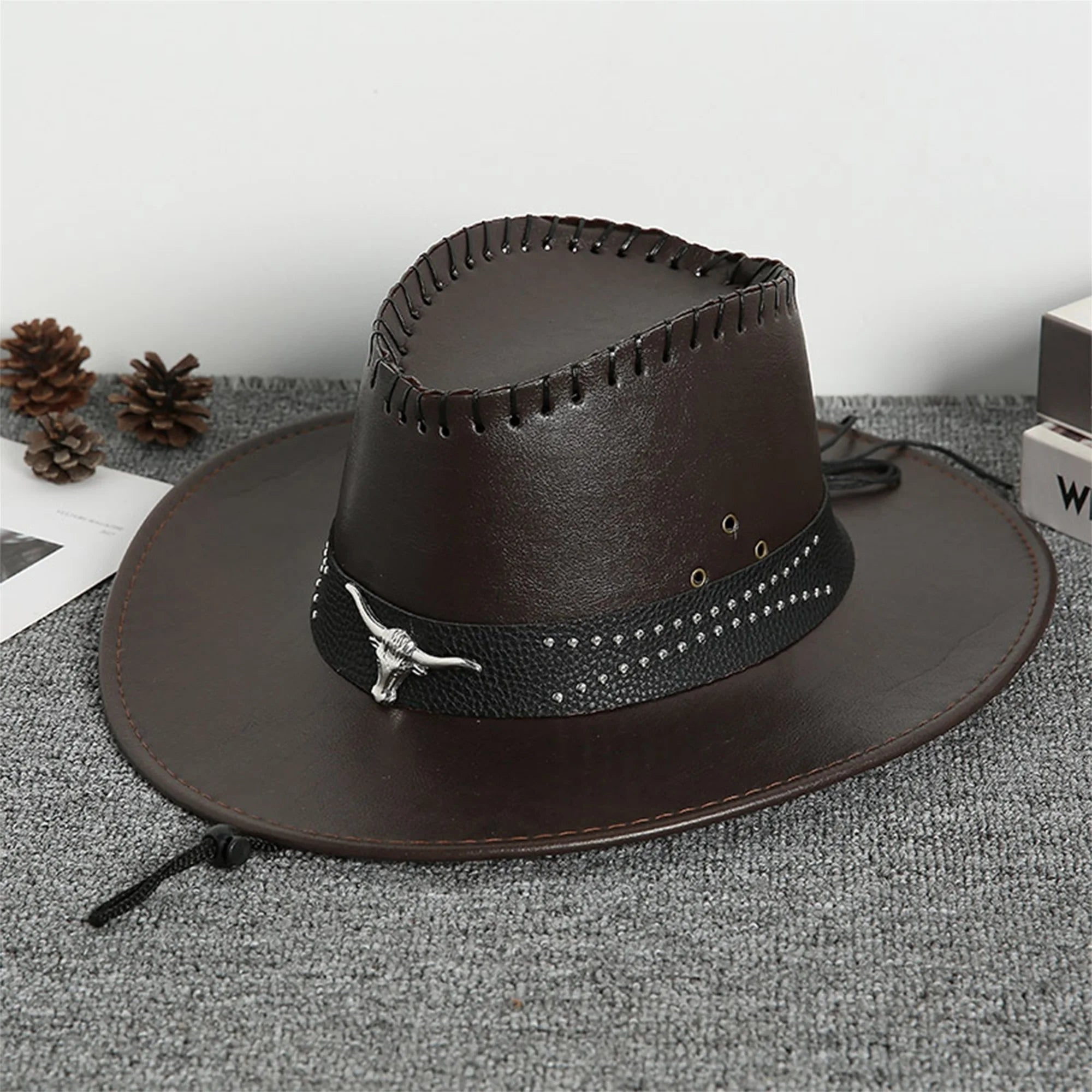 Stylish Cowboy Hat w/Wide Brim