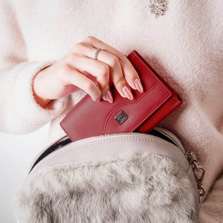 RFID Blocking Leather Trifold Wallet